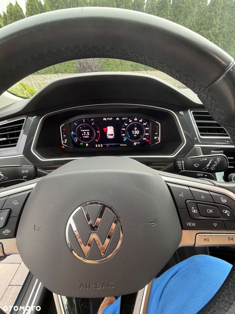 Volkswagen Tiguan 2.0 TDI SCR 4Mot Elegance DSG - 10