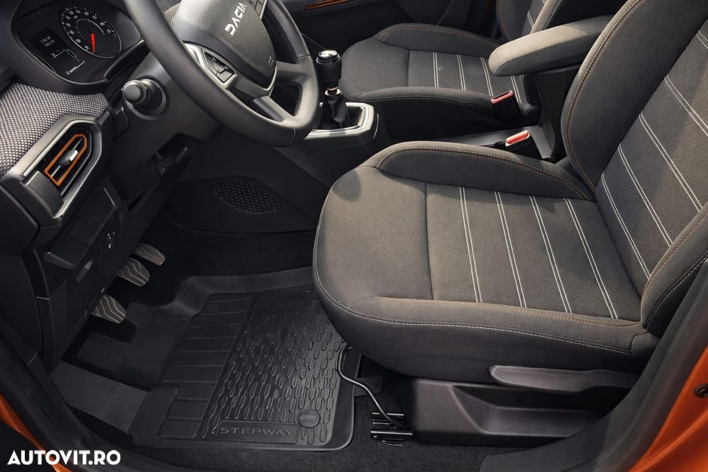 Dacia Sandero Stepway TCe 90 MT6 Comfort - 14