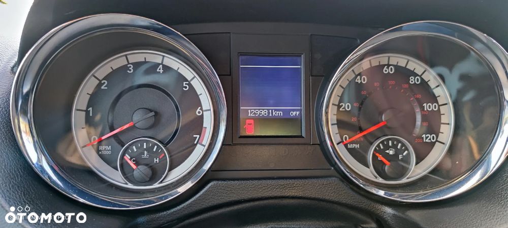 Dodge Grand Caravan - 15