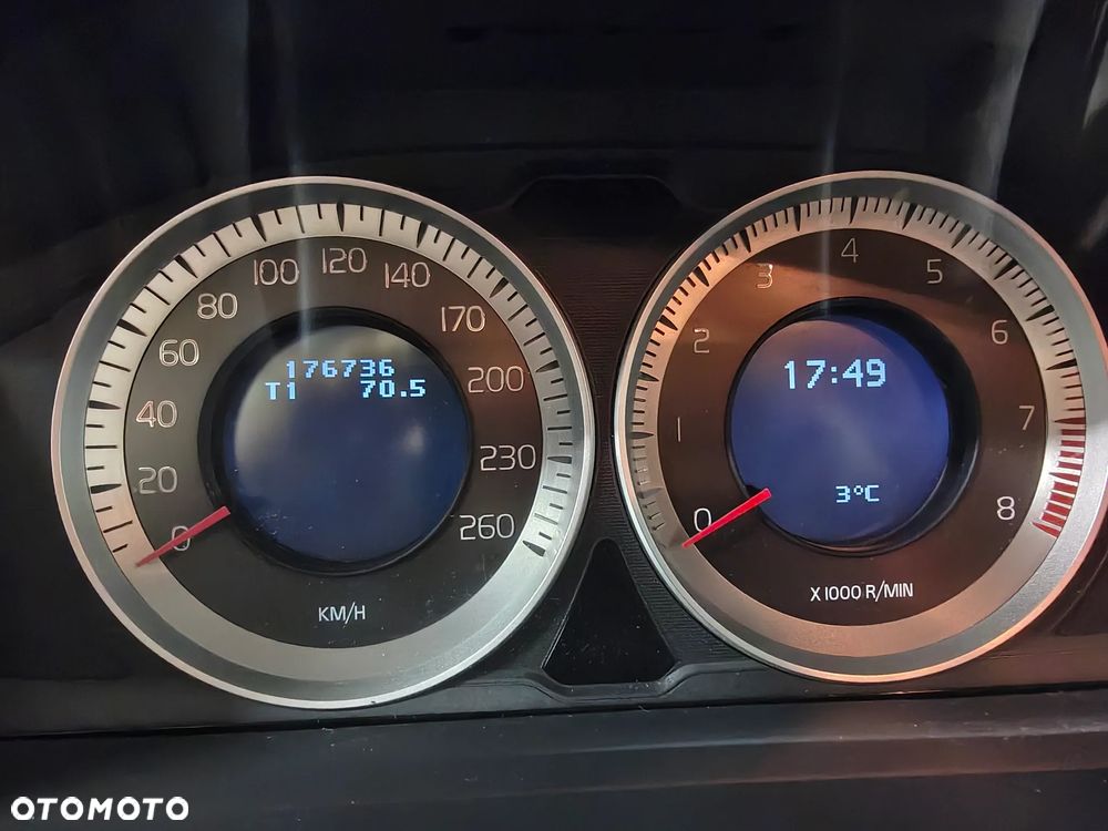 Volvo V60 T3 Summum - 14