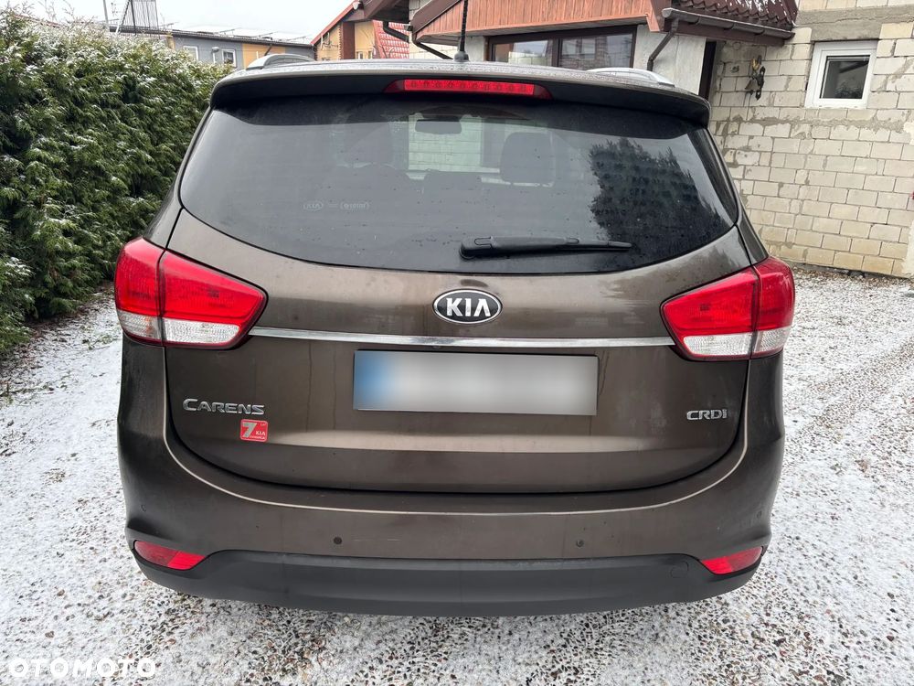 Kia Carens 1.7 CRDi L - 6