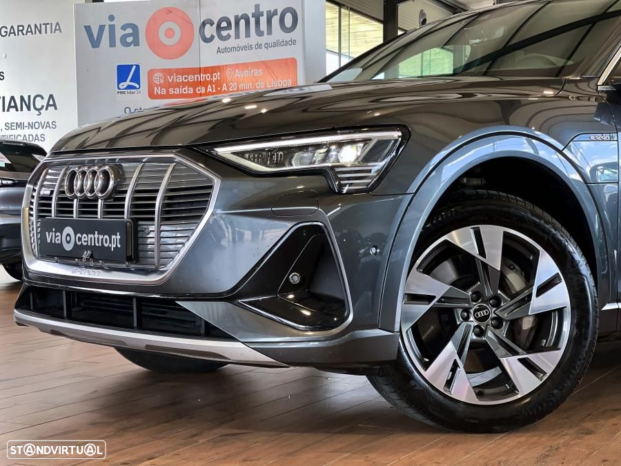 Audi Q8 e-Tron 55 quattro S line - 8