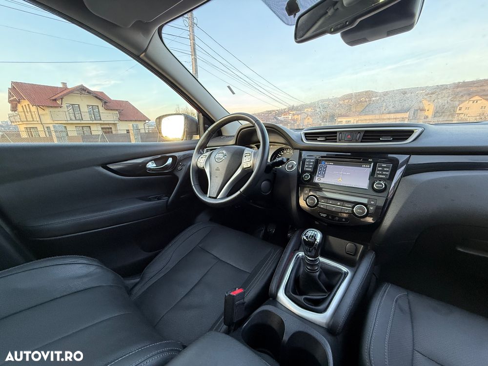 Nissan Qashqai 1.6 DCI TEKNA+ - 10