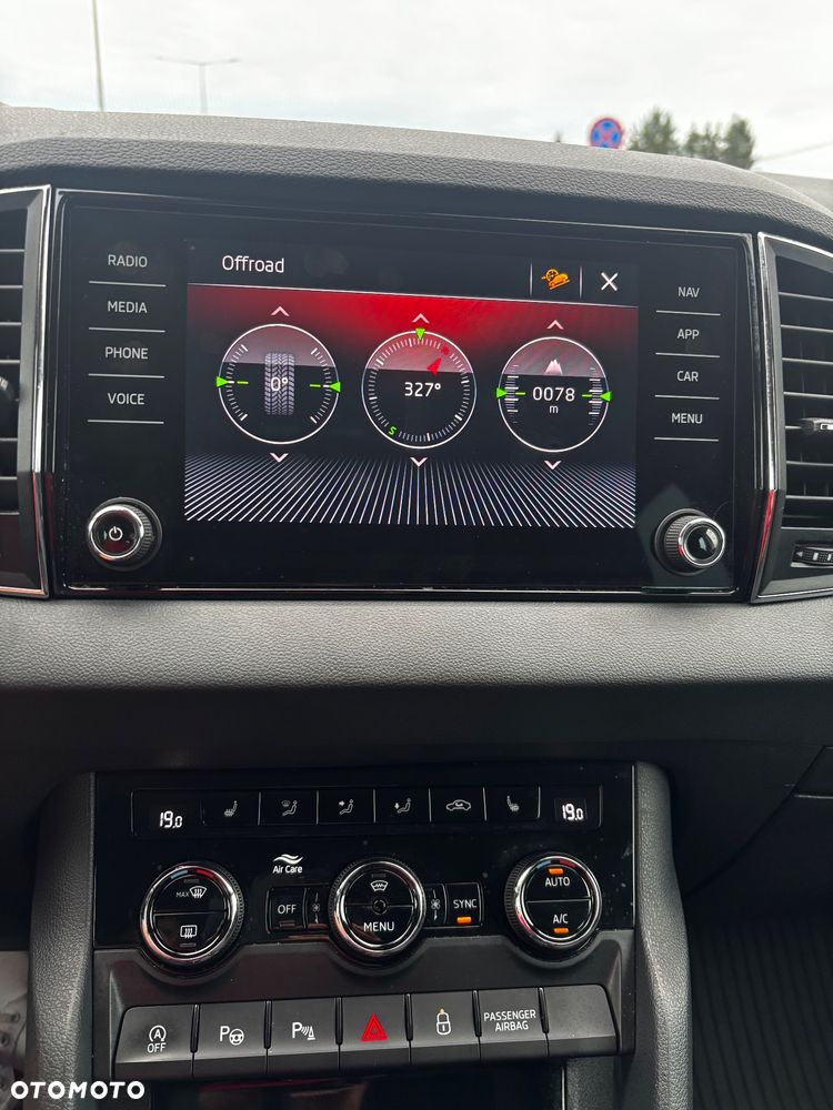 Skoda Karoq 1.5 TSI ACT 4x4 Style DSG - 13