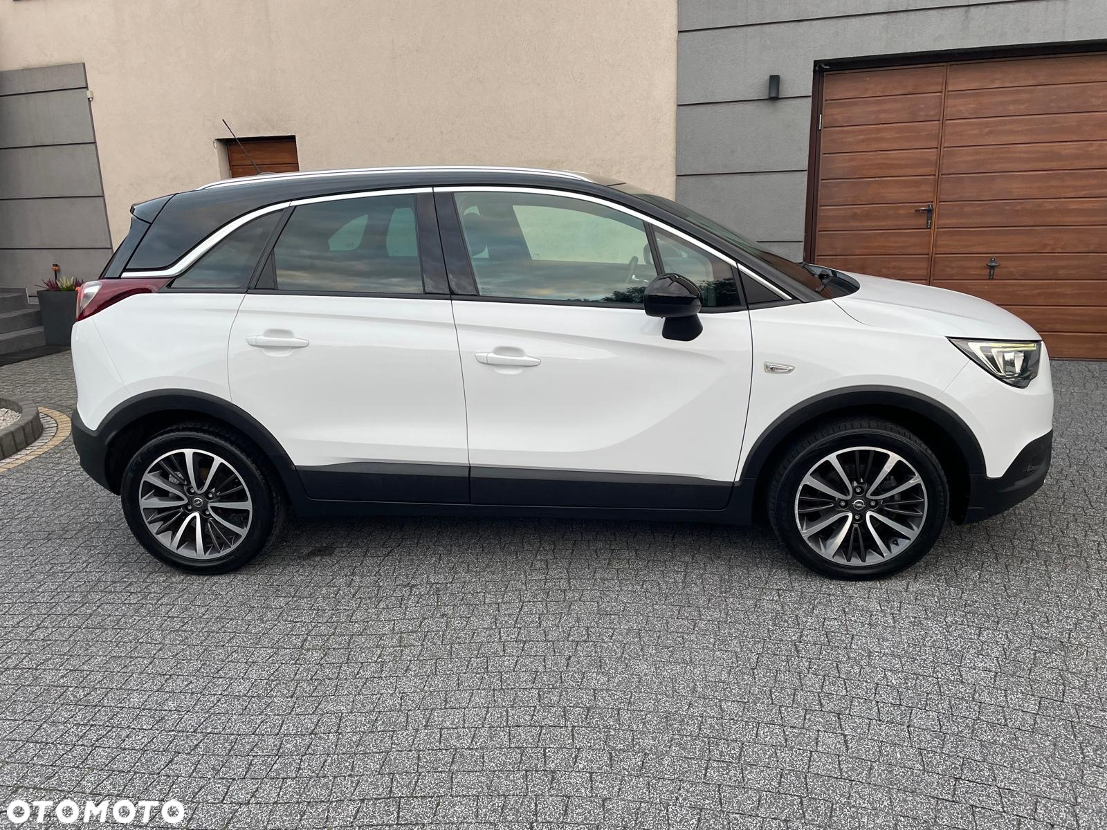 Opel Crossland X - 16