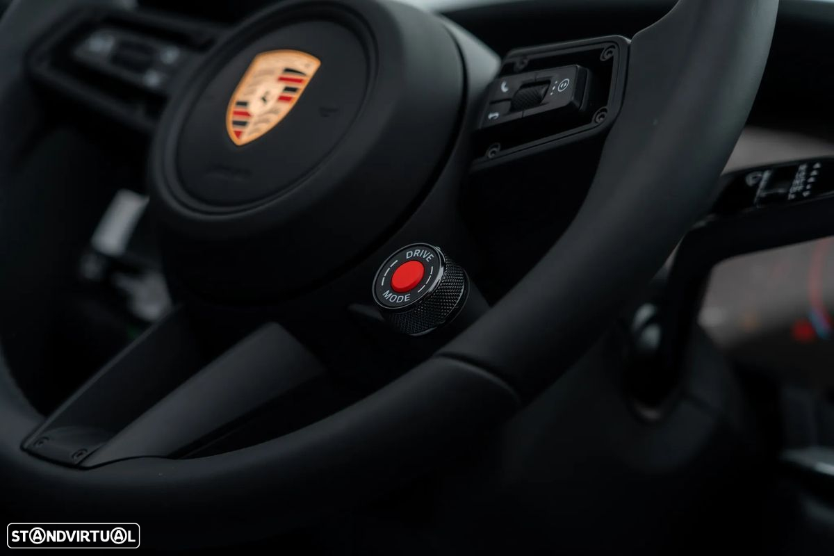 Porsche 911 (992) Carrera - 38