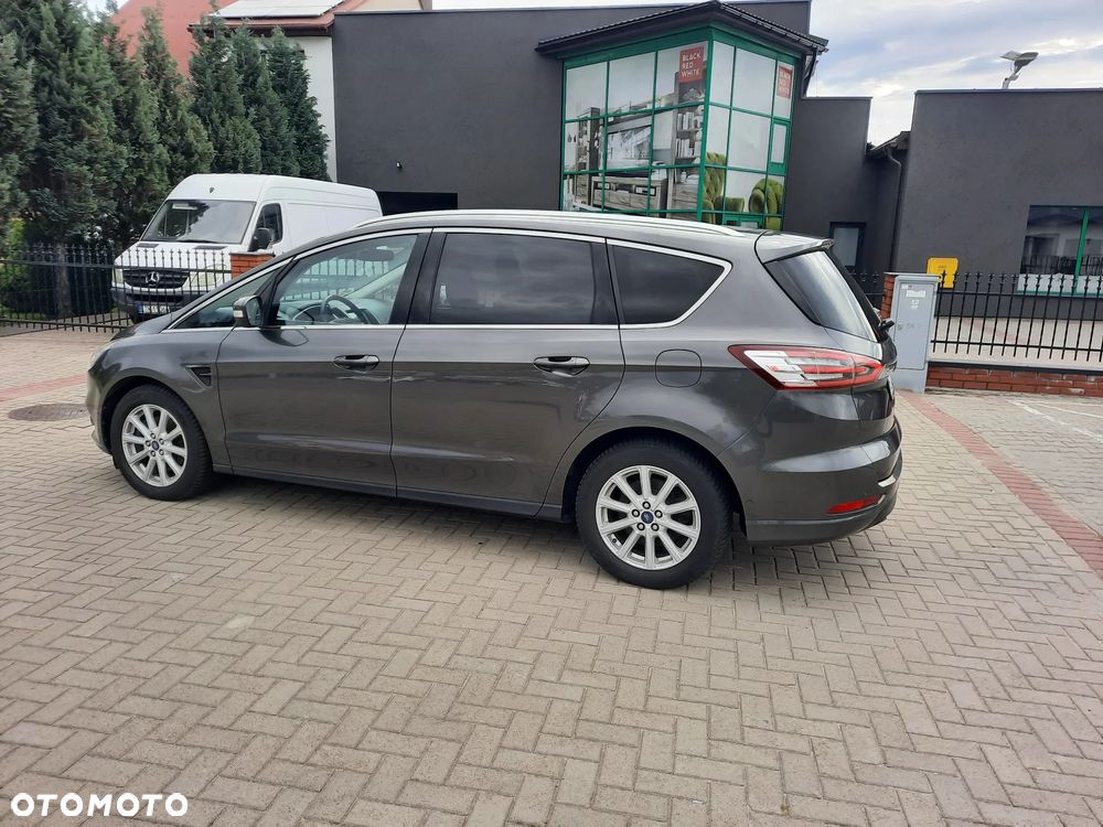 Ford S-Max - 9