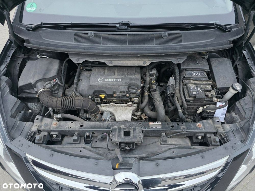 Opel Zafira - 10