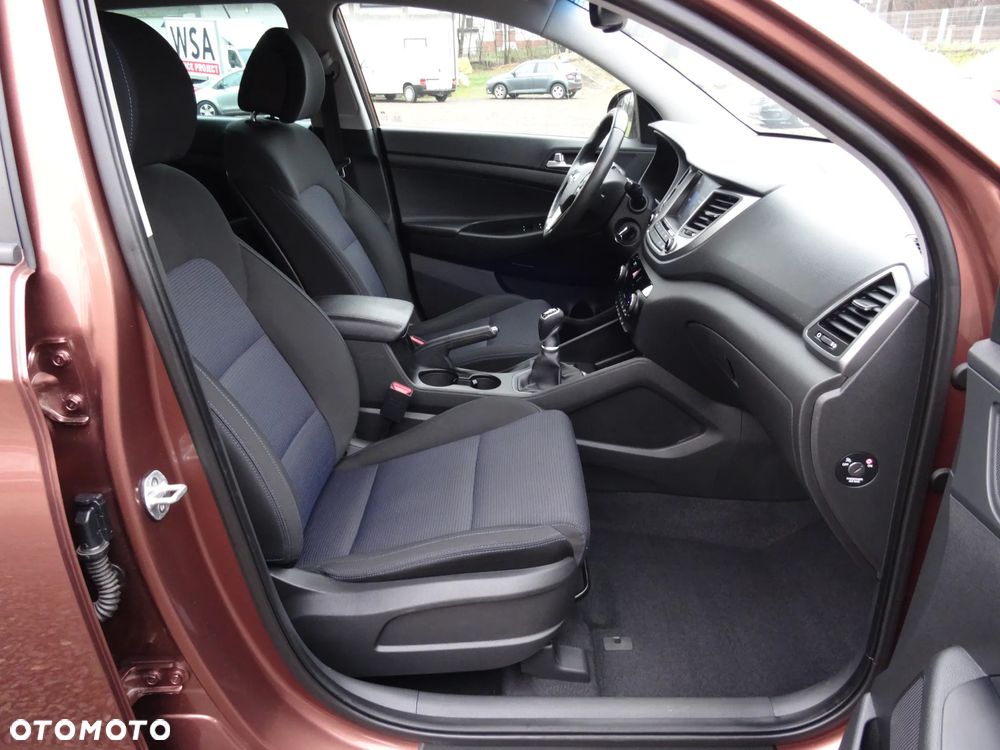 Hyundai Tucson 1.6 Turbo 4WD Advantage - 29