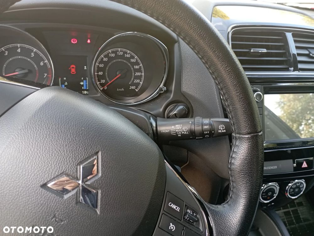 Mitsubishi ASX 1.6 Invite - 9