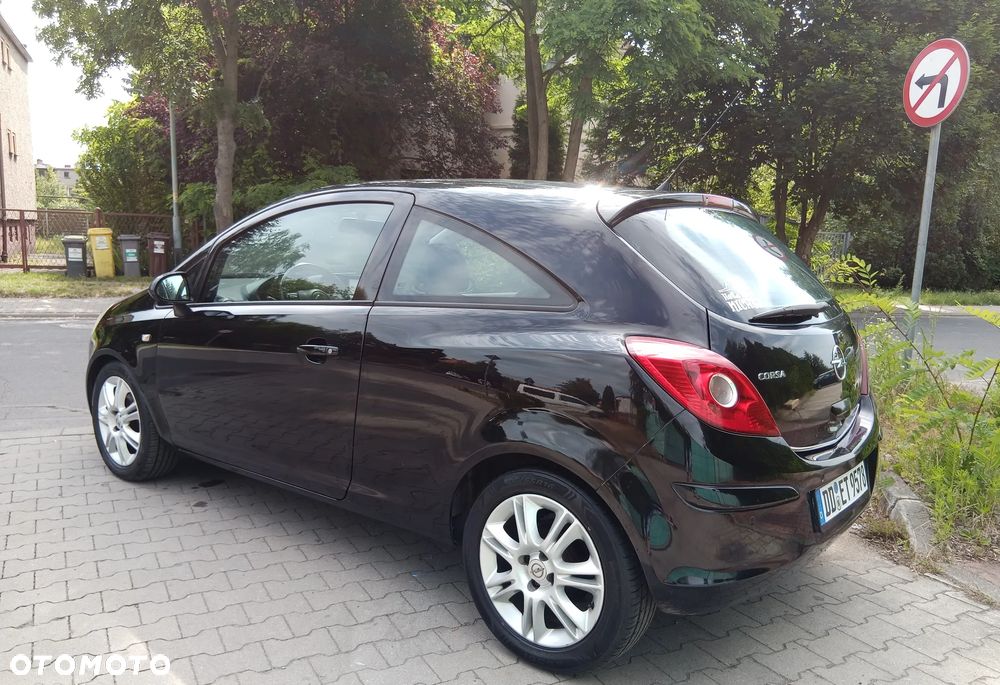 Opel Corsa - 4