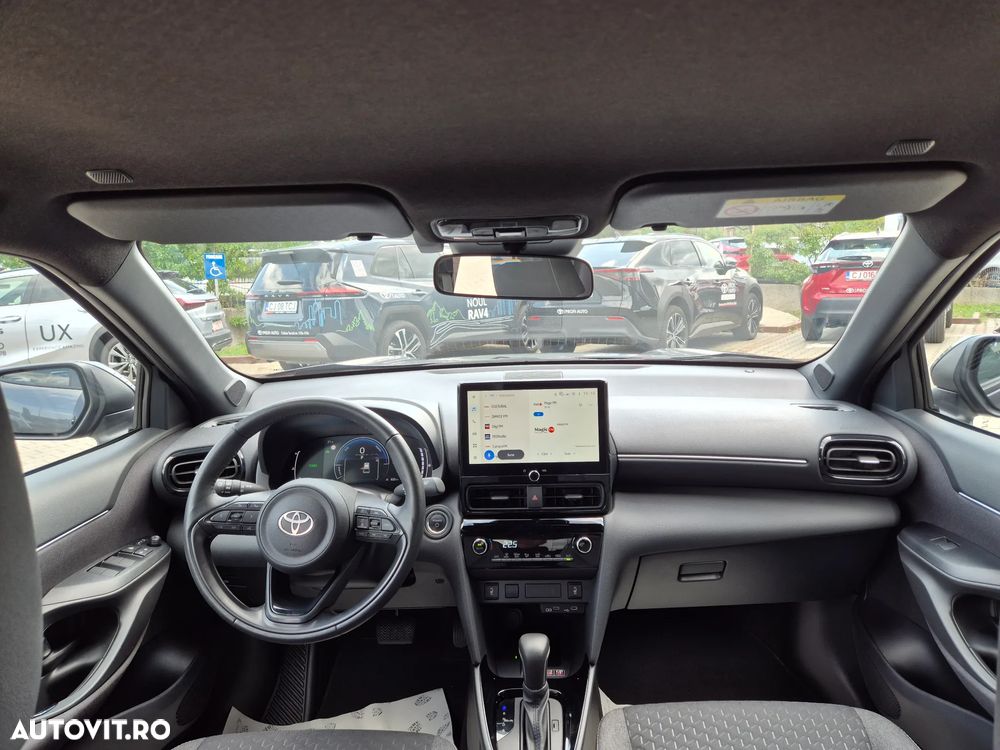Toyota Yaris Cross 1.5 VVT-i HSD 4x2 Dynamic - 18