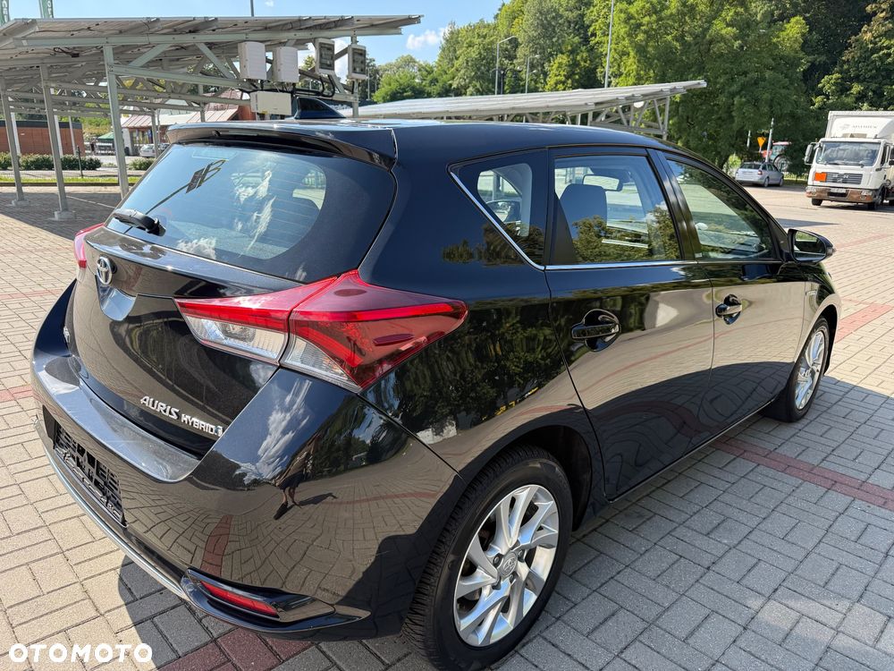 Toyota Auris - 3