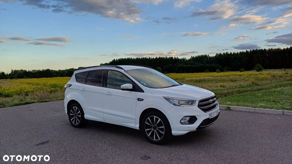 Ford Kuga 1.5 TDCi 2x4 ST-Line - 17