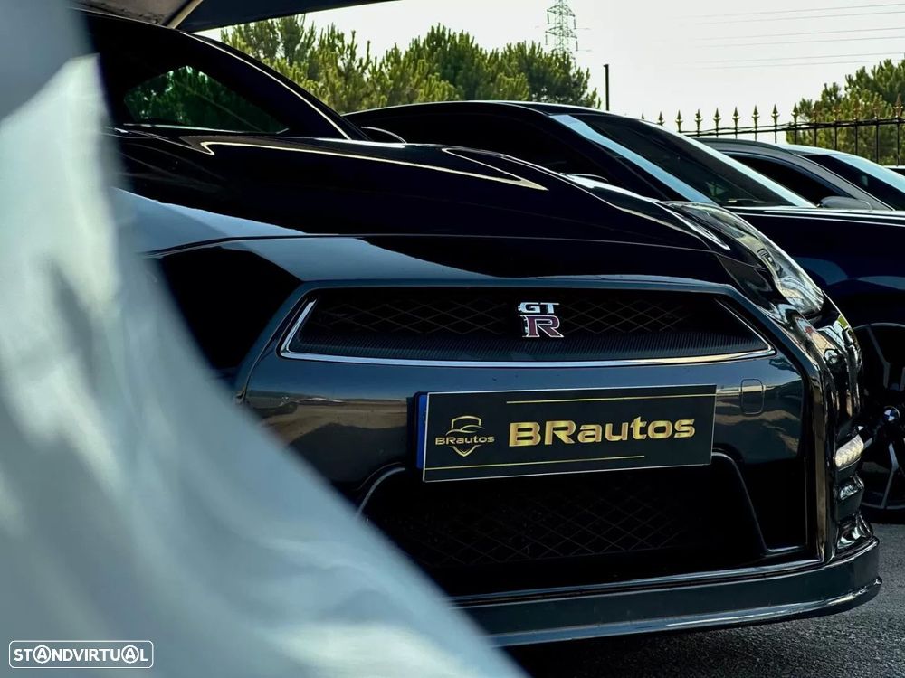 Nissan GT-R 3.8 V6 Black Edition - 7