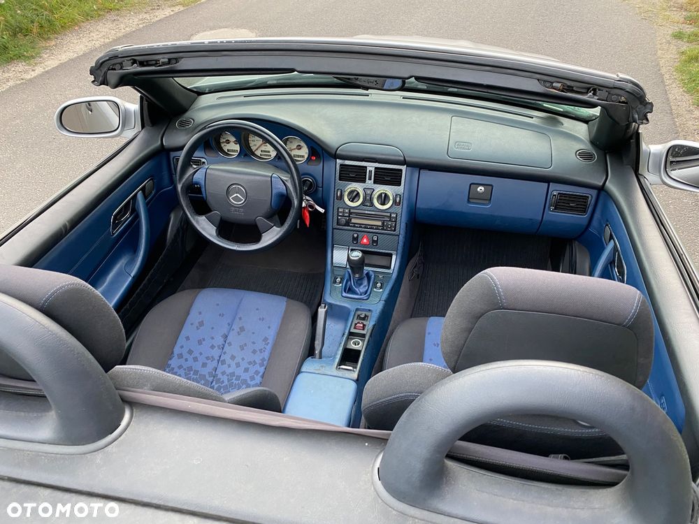 Mercedes-Benz SLK 200 - 10