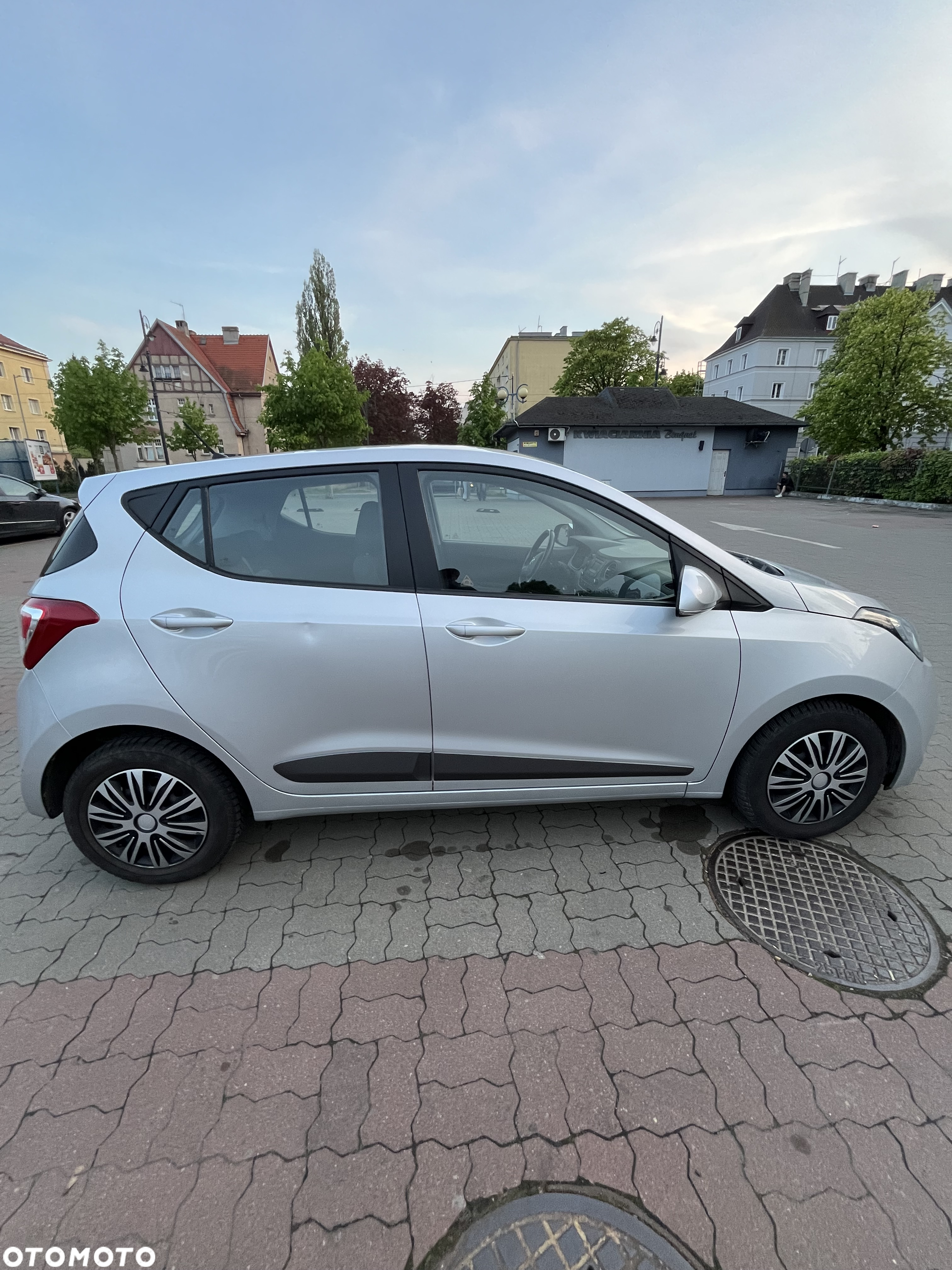 Hyundai i10 1.0 - 4