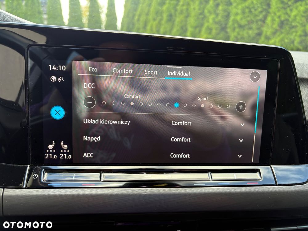 Volkswagen Golf 2.0 TDI BlueMotion Technology DSG Lounge - 20