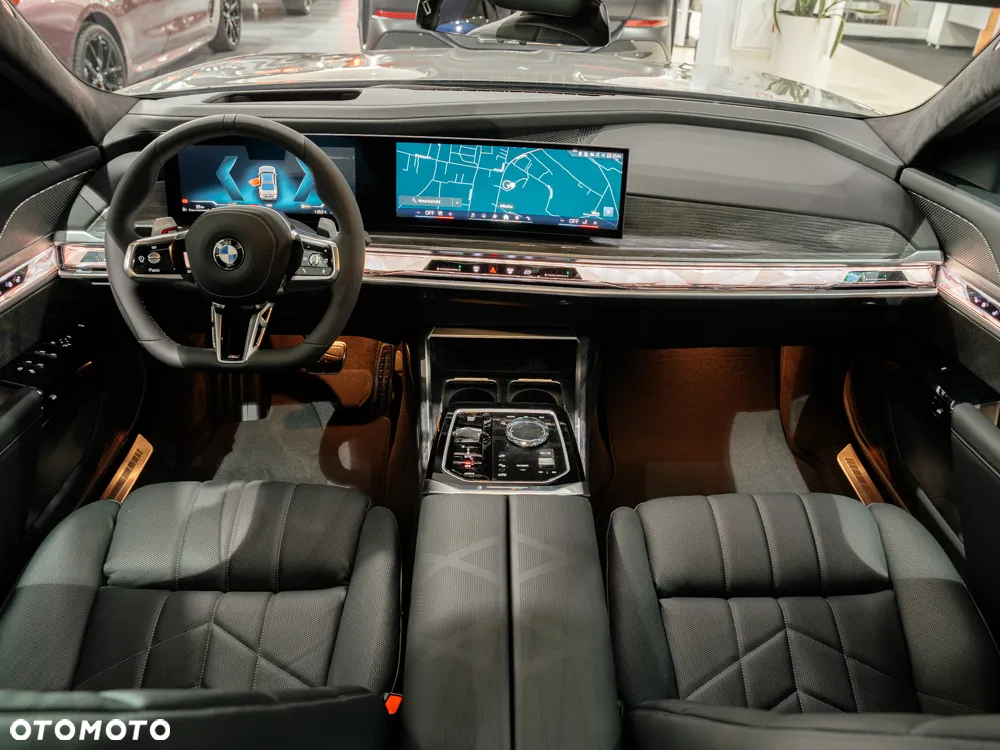 BMW Seria 7 - 10