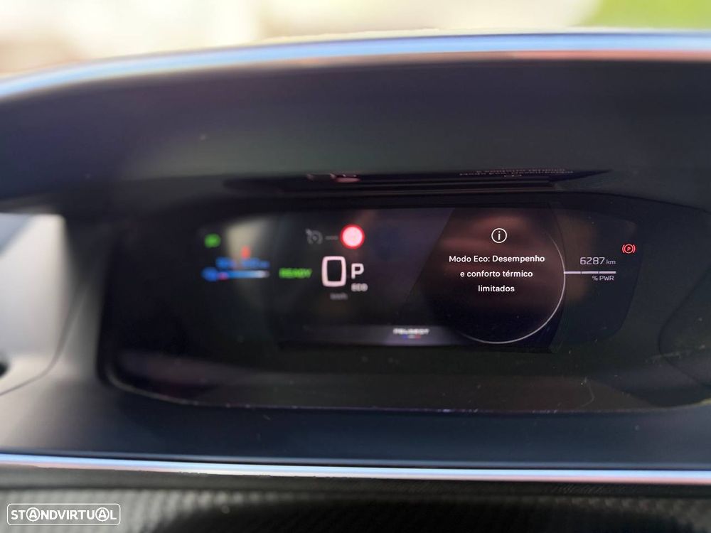 Peugeot e-208 50 kWh GT - 10