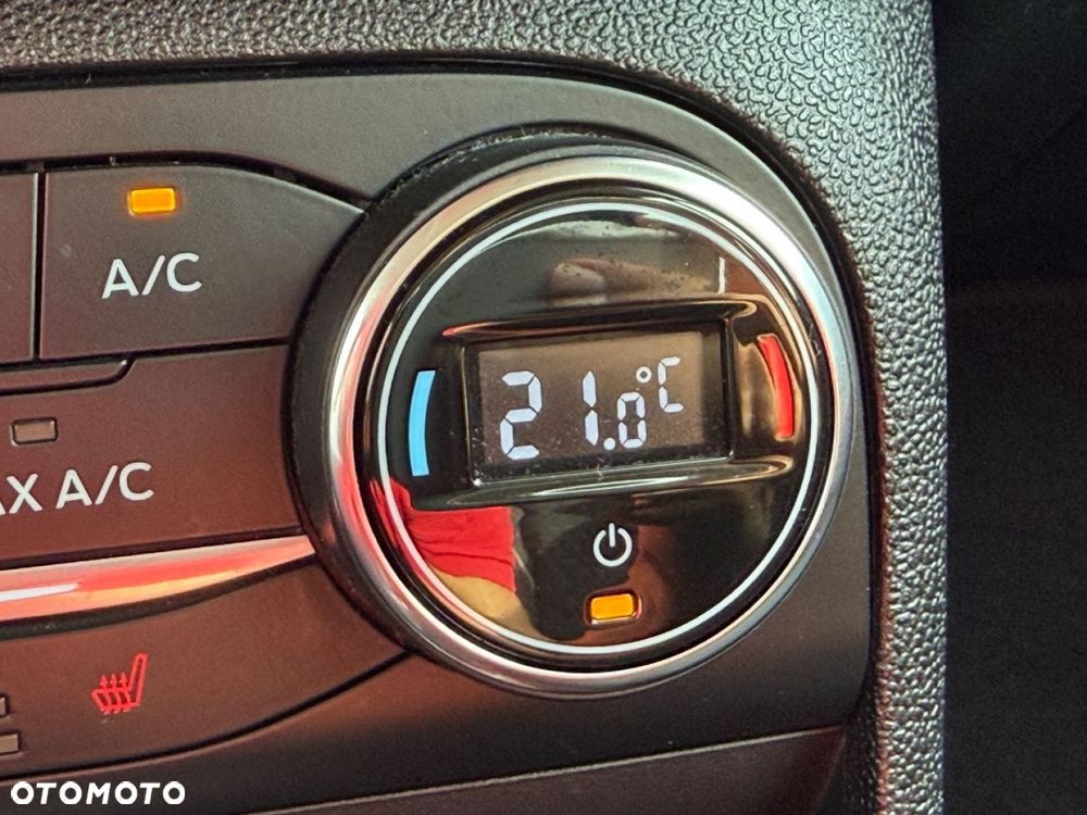 Ford Fiesta - 25
