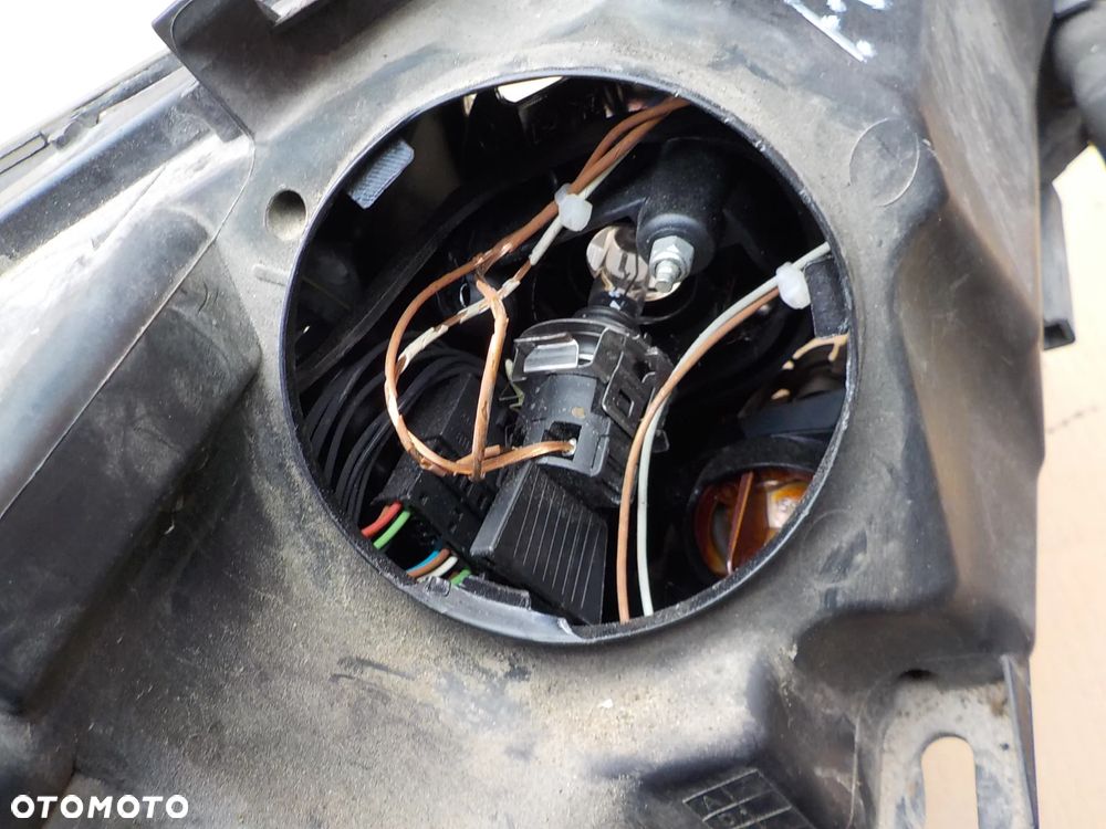 lampa xenon skrętny lewy bmw e60 2005r EUROPA - 3