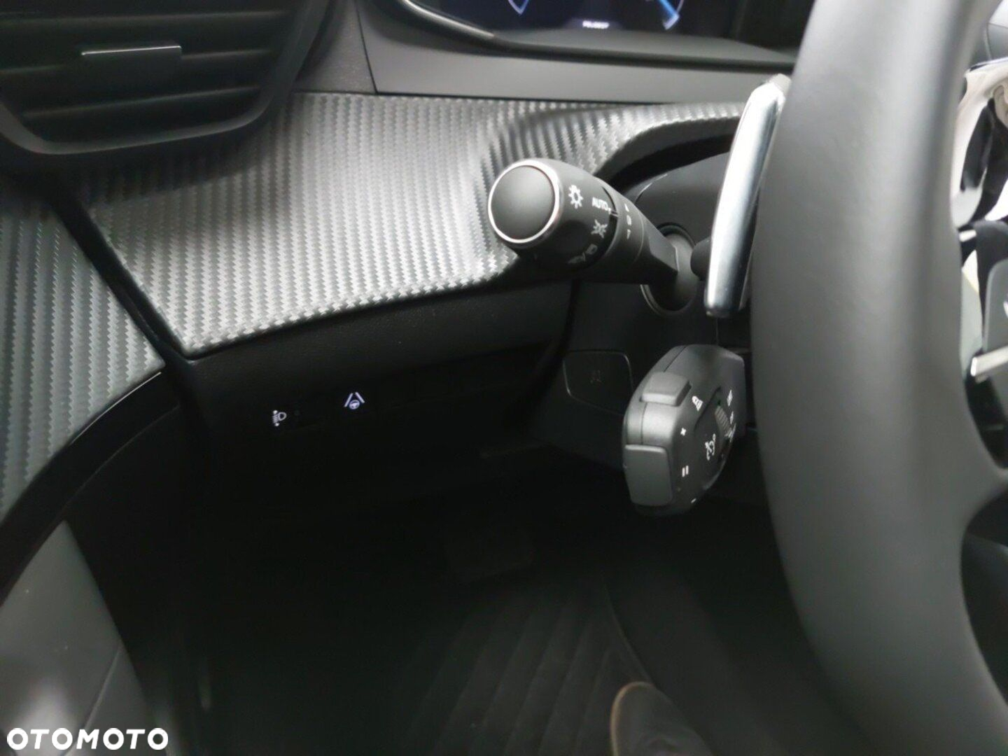 Peugeot 2008 1.2 PureTech Allure S&S EAT8 - 14