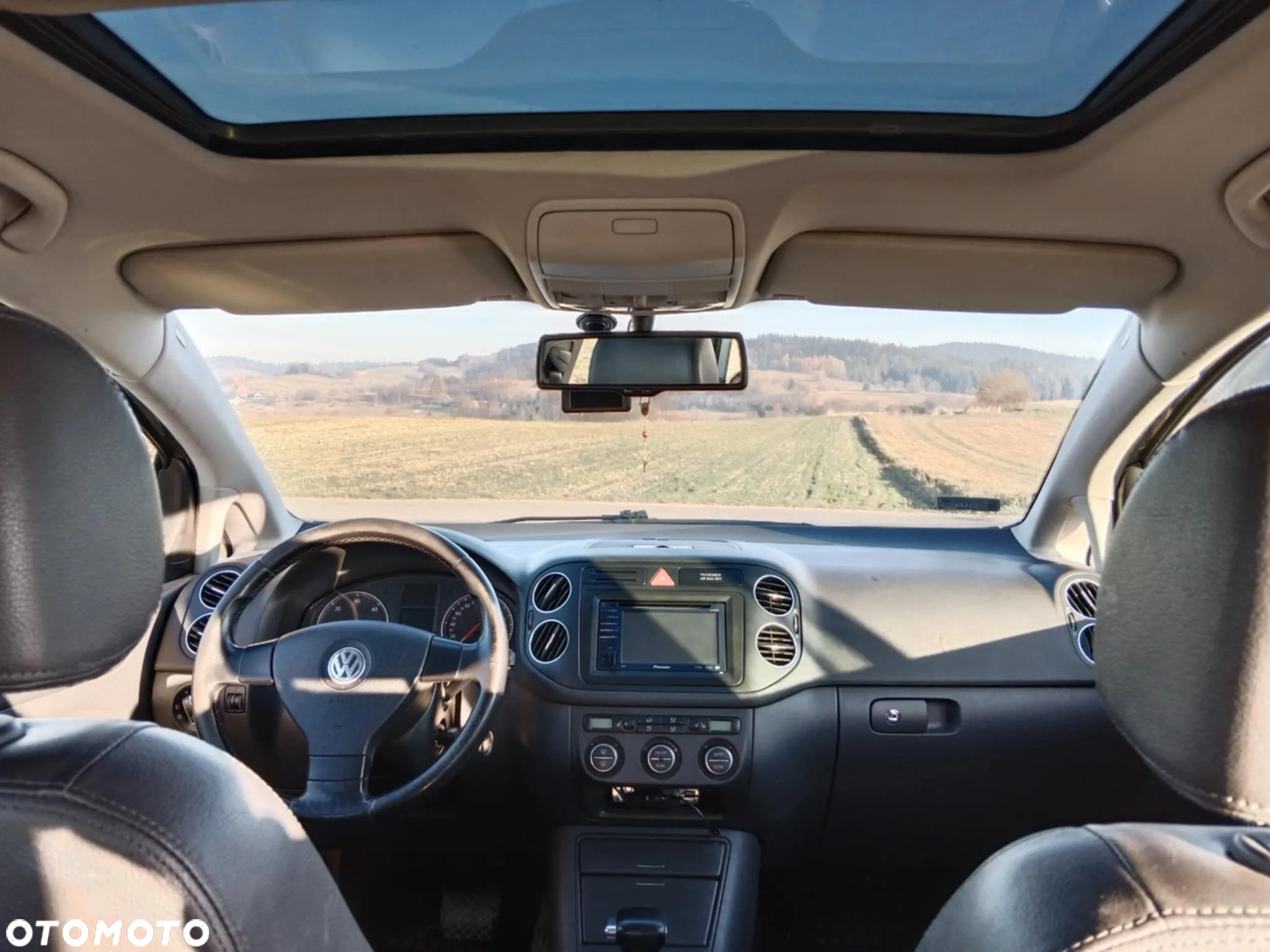 Volkswagen Golf Plus 1.9 TDI Comfortline DSG - 8