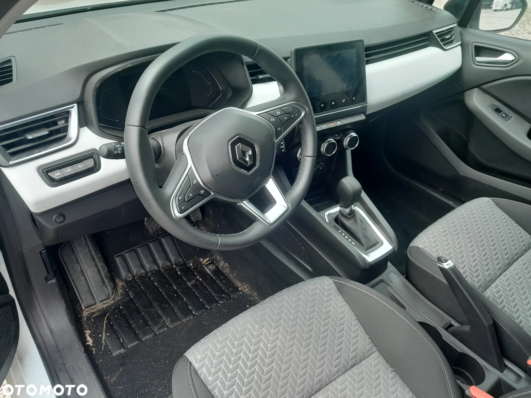 Renault Clio E-TECH Full Hybrid 145 E-TECH engineered - 11