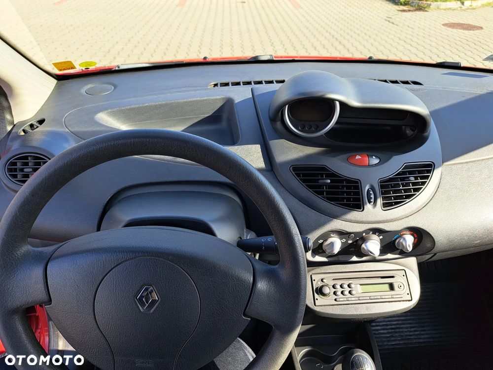 Renault Twingo 1.2 LEV 16V 75 eco2 - 8