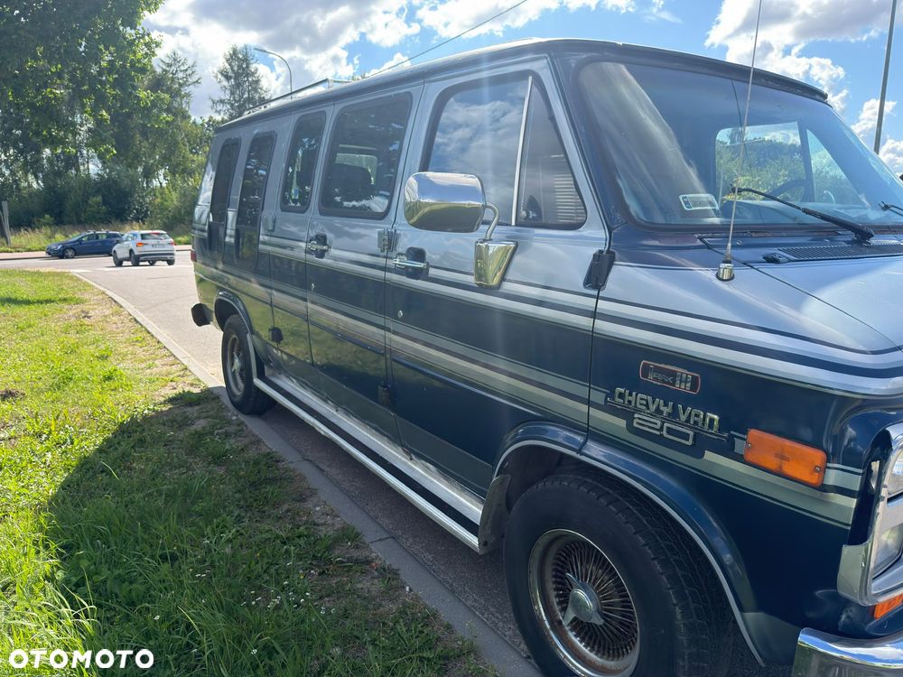 Chevrolet C-20 - 2