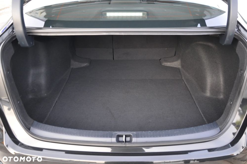 Toyota Corolla 1.6 Comfort - 18