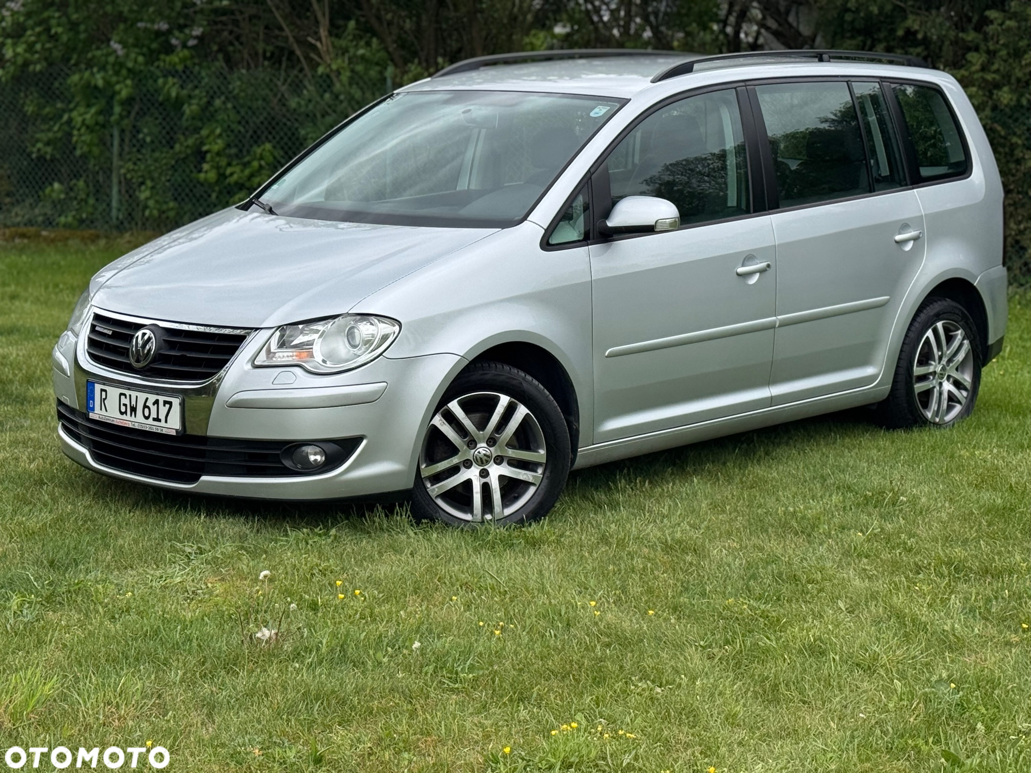Volkswagen Touran 1.9 TDI DPF Blue Motion Highline - 5