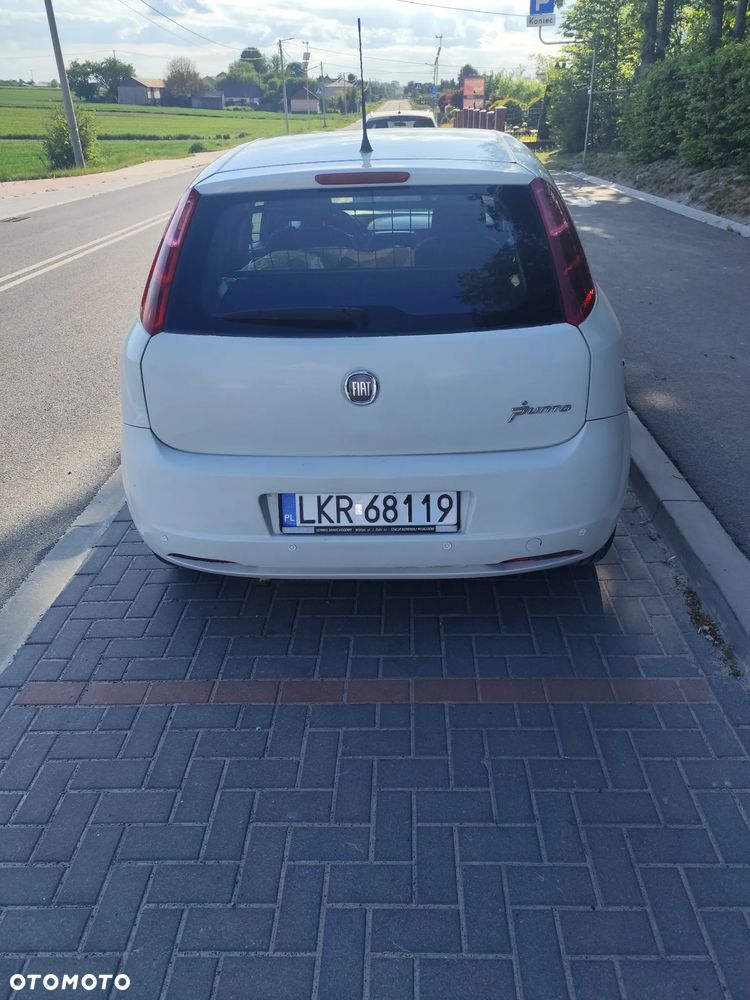 Fiat Grande Punto - 4