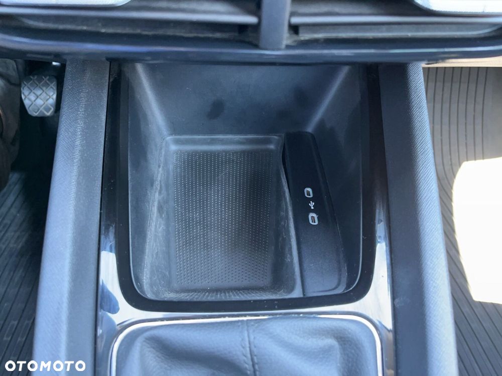 Skoda Octavia 1.5 TSI ACT Ambition - 25
