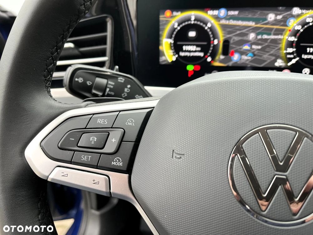 Volkswagen Passat - 14