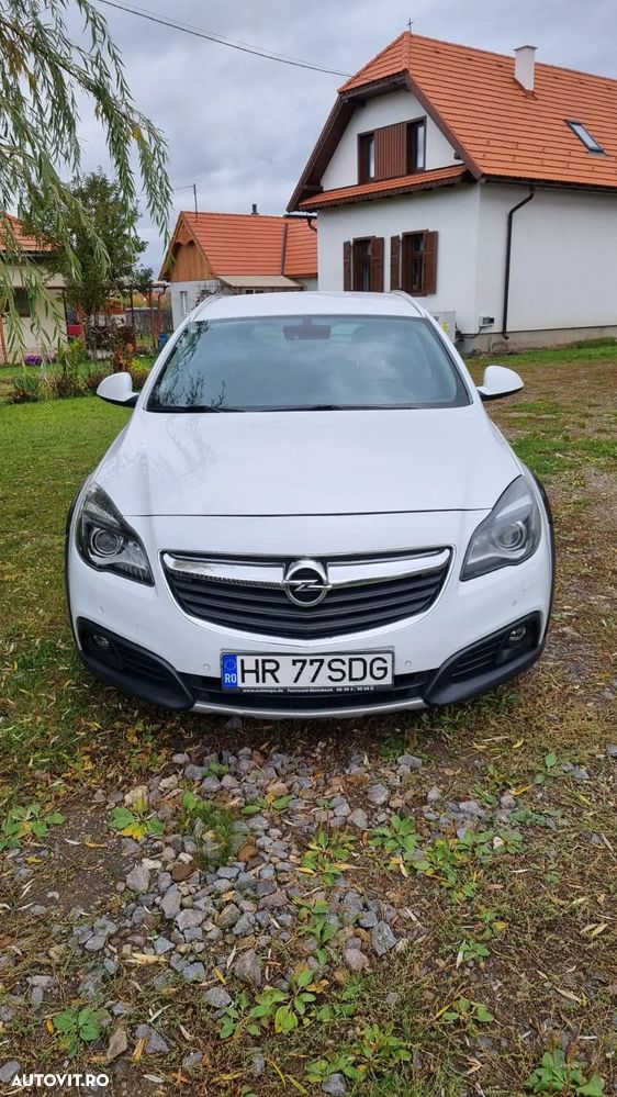 Opel Insignia 2.0 CDTI ECOTEC 4X4 Country Tourer Aut. - 4