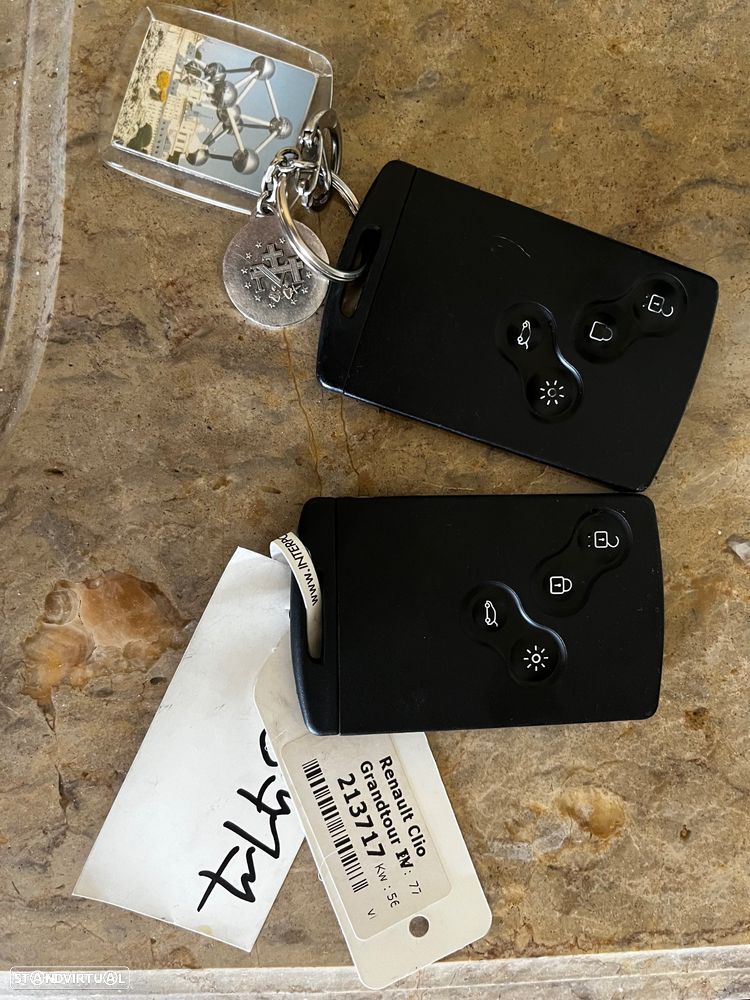 Renault Clio Sport Tourer - 12