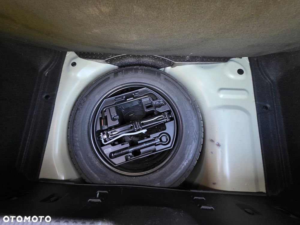 Citroën C3 1.2 PureTech Feel - 21