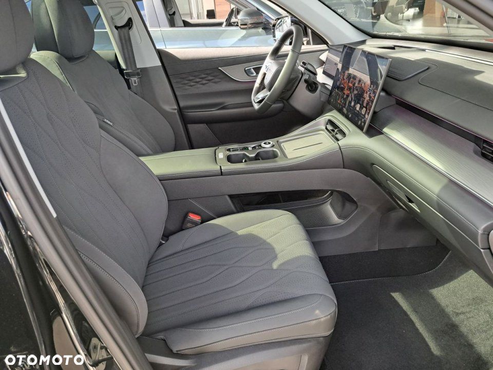 Chery Tiggo 8 - 7