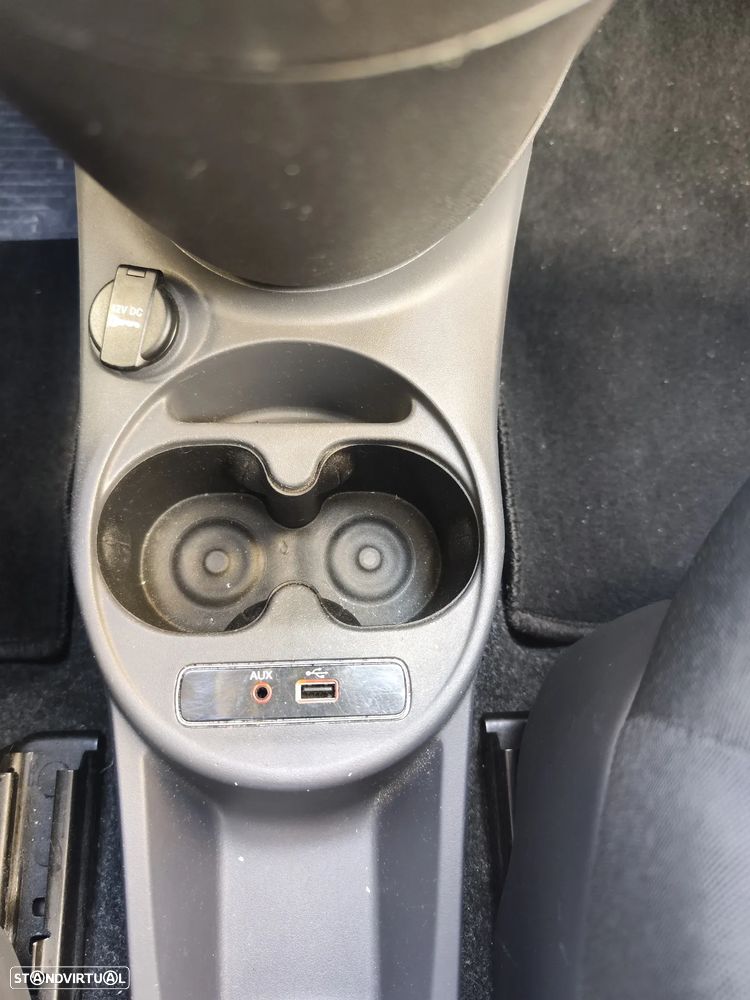 Fiat 500 1.2 Lounge Dualogic S&S - 32