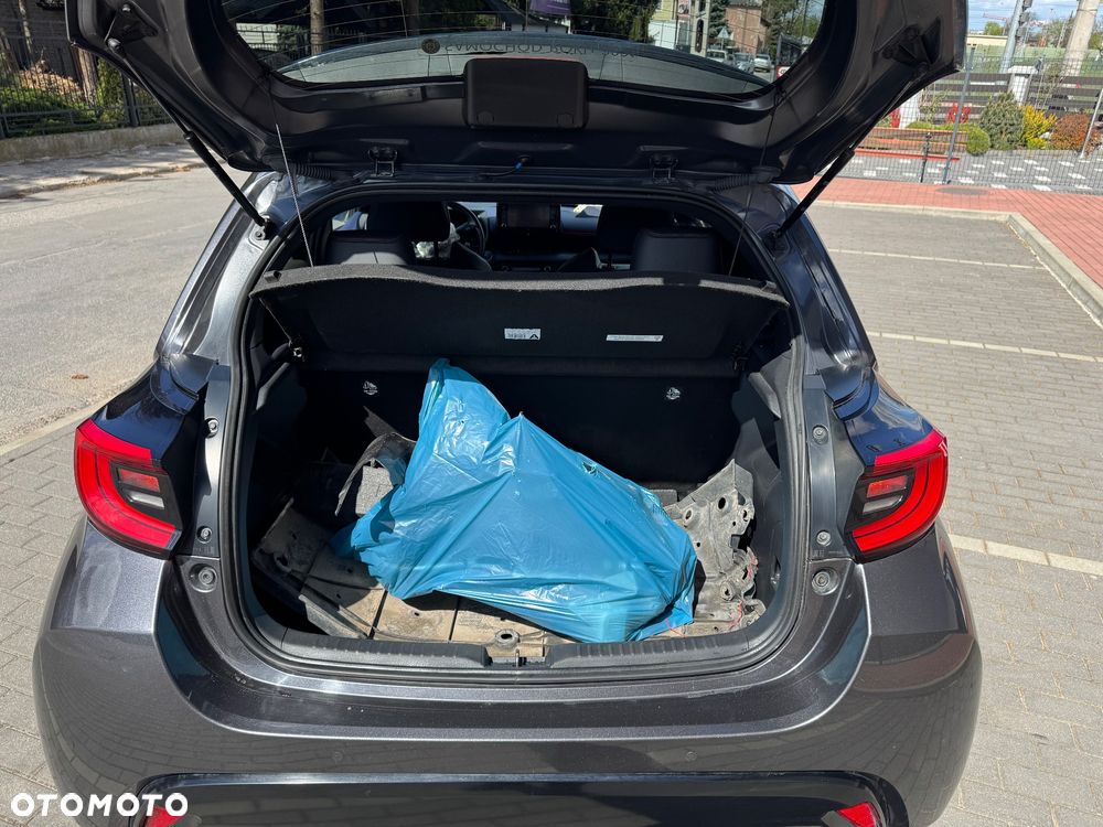 Toyota Yaris Hybrid 1.5 Tokyo Edition - 26