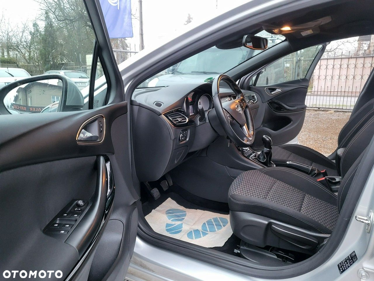 Opel Astra - 18