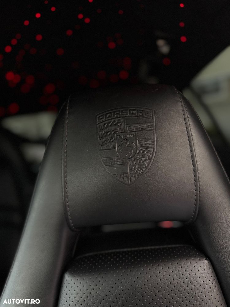 Porsche Panamera - 26