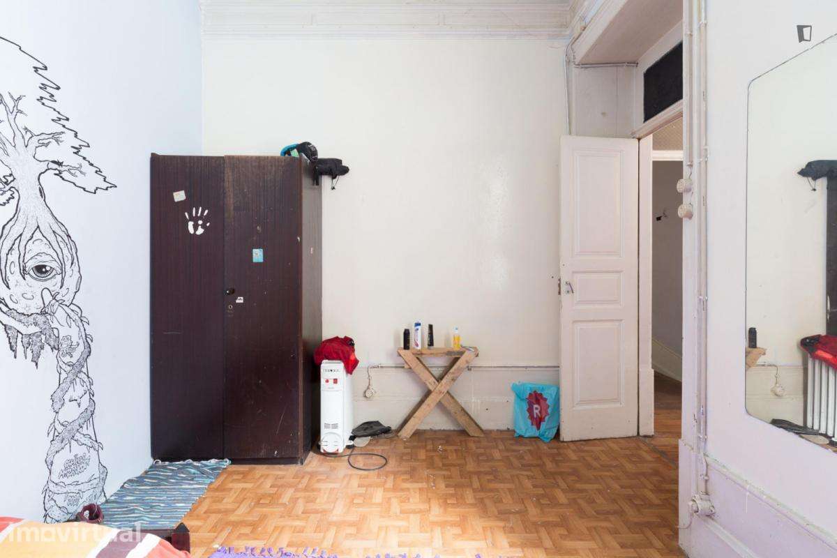 Quarto - localizado em Cedofeita Porto - Grande imagem: 3/24