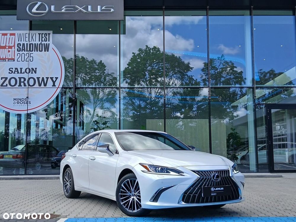 Lexus ES - 1