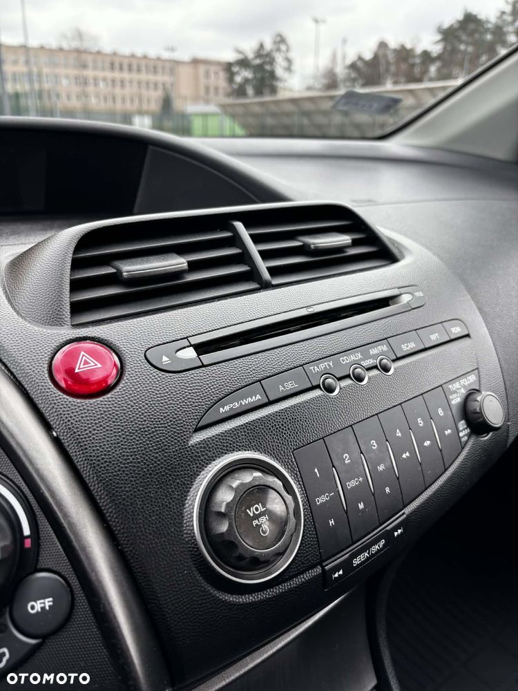 Honda Civic 1.8 Sport - 15