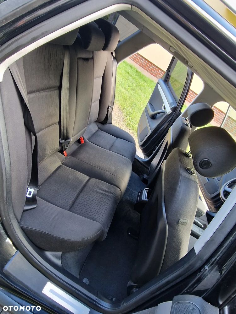 Audi A4 Avant 1.8 T multitronic - 21