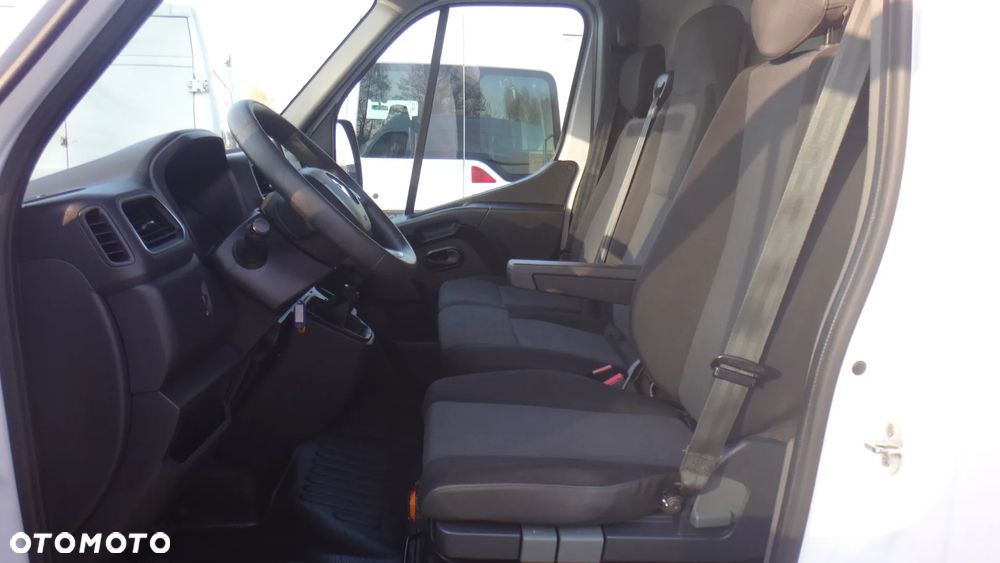 Renault Master - 11