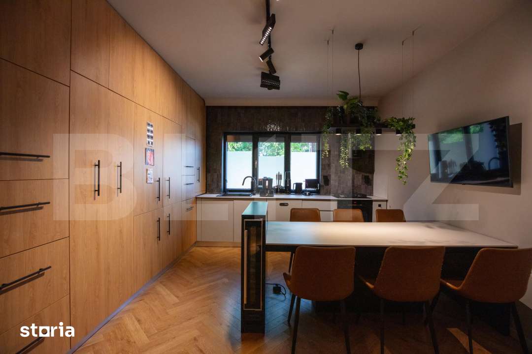 Apartament 4 camere, 88 mp, mobilat, utilat si ultra-renovat, Nanterre — fotografia 1